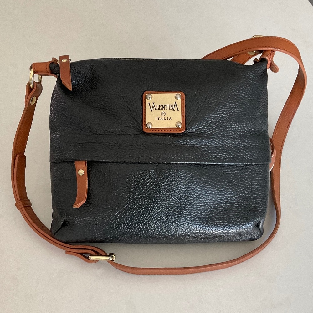 VALENTINA ITALIA Leather Crossbody Black EUC